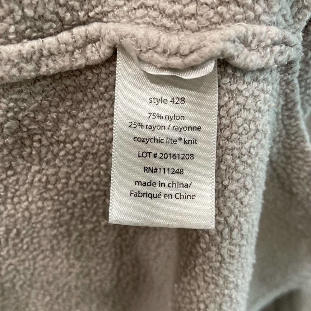 Barefoot Dreams CozyChic Lite Knit Light Gray Cardigan - Size: Medium - Picture 5 of 5